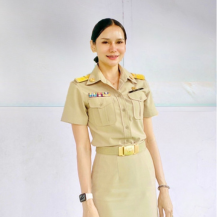 นางชมพูนุท แซงคำ